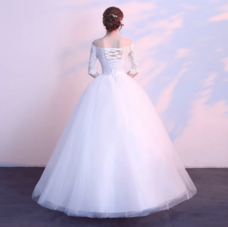 ZH2359G Modest Bateau Lace Appliques Princess Ball Gown Wedding Dresses Half Long Sleeves Bridal Gown