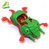 Supply mini frog fun toy car, plastic toy car draw the gifts
