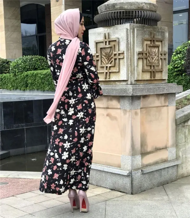 

2019 EID islamic kimono abaya black women long with lace and batwing sleeve front open beading new model in dubai abaya Kimono