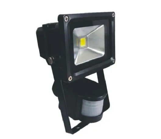 30W 50W IP65 Battery Powered LED Rechargeable Outdoor Portable Spotlight