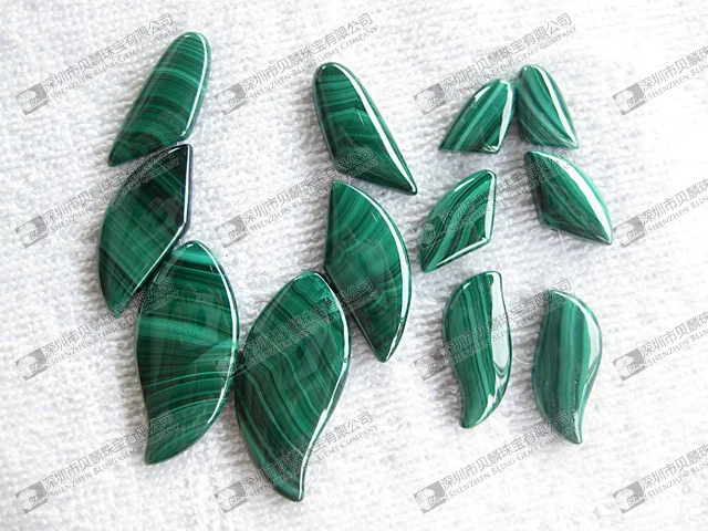 Malachite leaf shaped beads-1.jpg