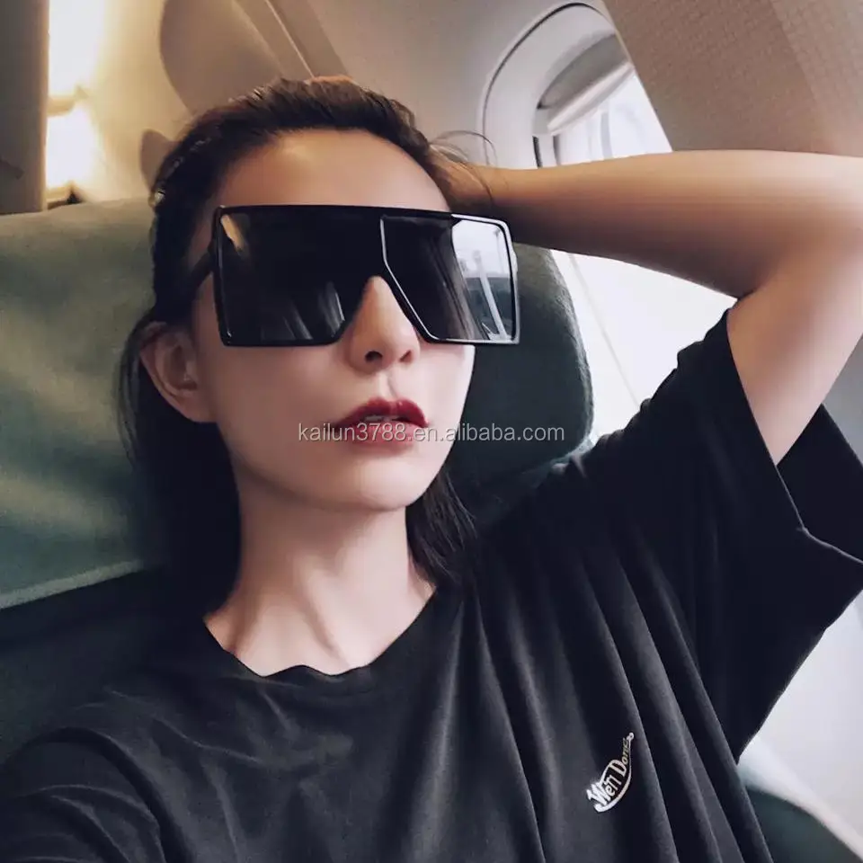 big square sunglasses