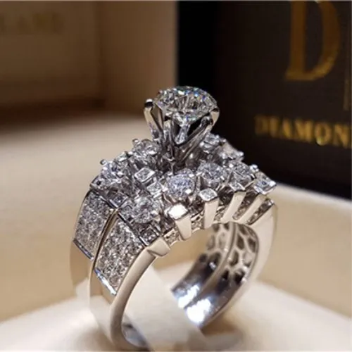 

Fashion Couple Rings for Women Full Zircon Heart and Arrow Set Ring Female Statement Engagement Party Jewelry Wild Finger Ring