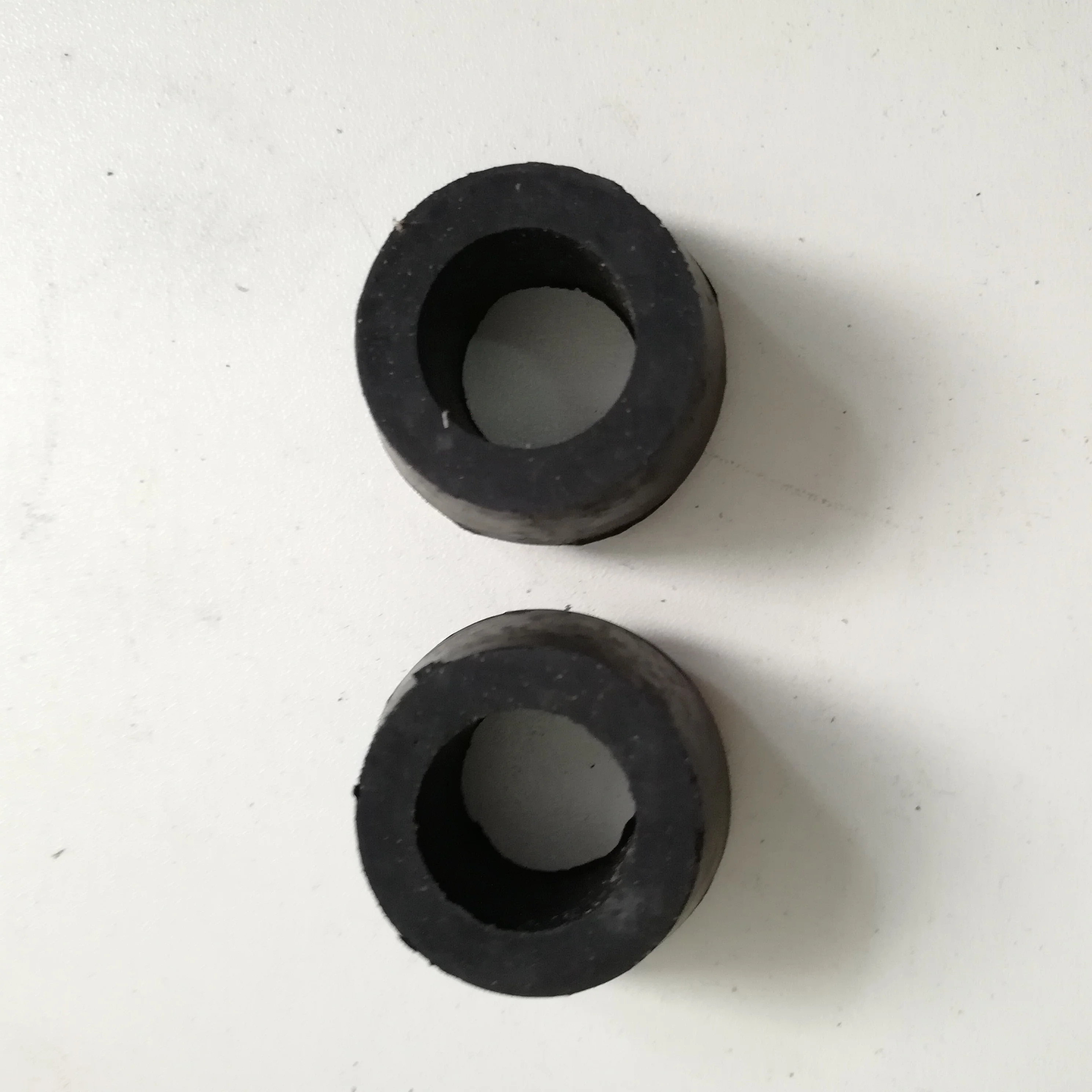 
Rubber bushing for LAND CRUISER 90385-19003 