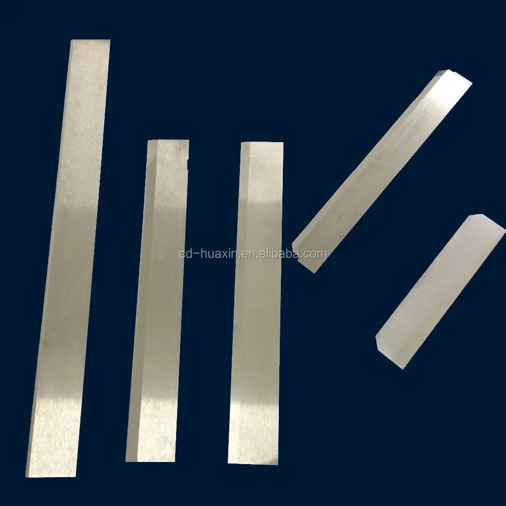 cutting blade for textiles