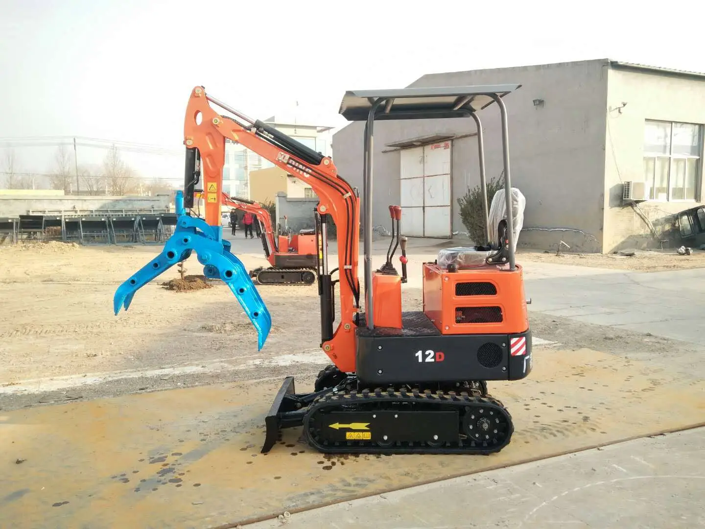China Garden used mini digger, small excavator for garden