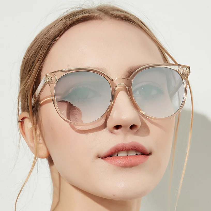 

2018 New Street Colorful Frame Sunglasses Fashion Lady womens sunglasses