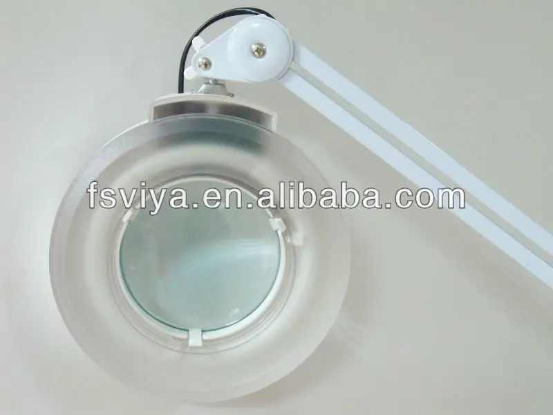 Floor Standing Salon Magnifier Lamp With Lens