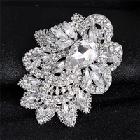 

online wholesale flower rhinestone brooch for wedding invitation