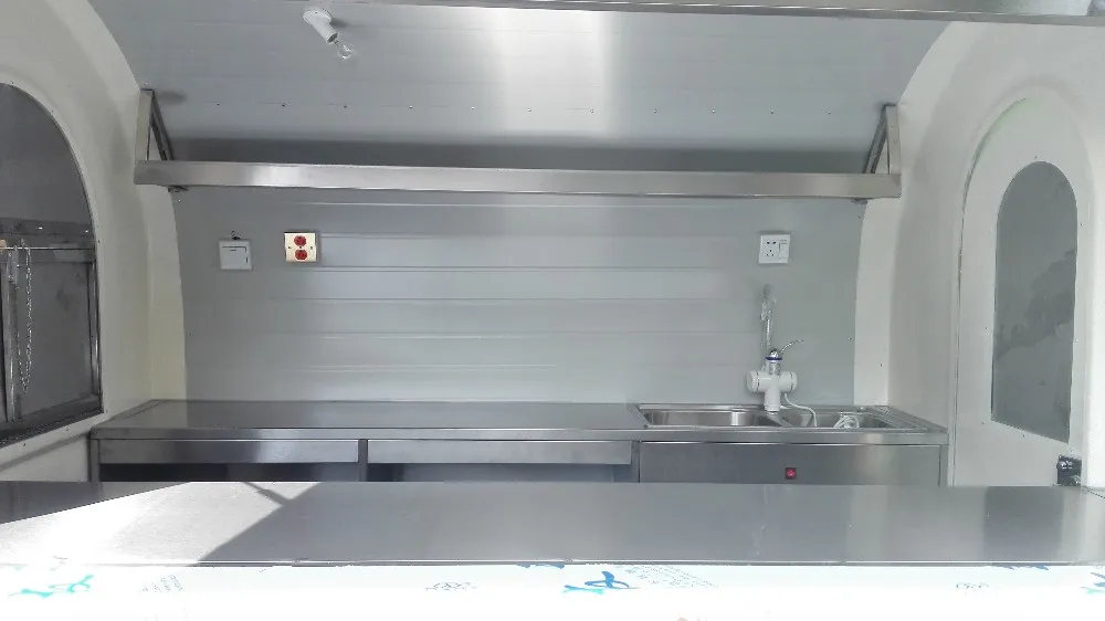 Personal Design Mobile White Beer Juice Bar Food Truck Tralier/tuk Tuk Food Cart/food Truck For