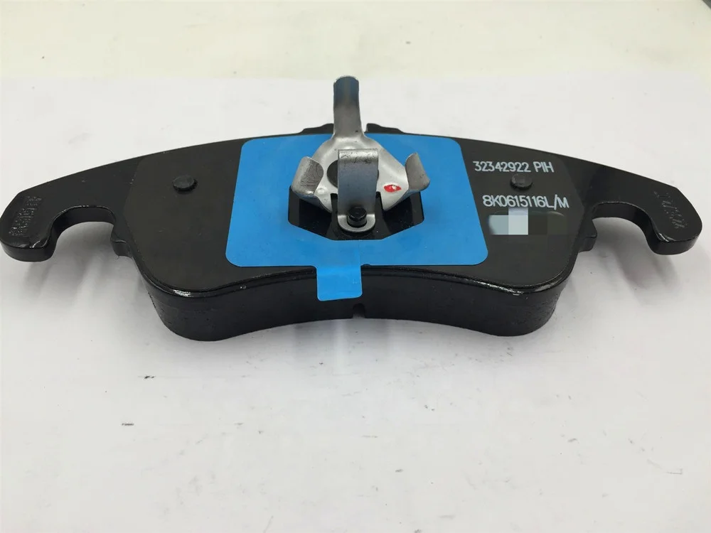 B8 B9 Q5 C6 Q7 High Quality Rear Brake Pad Set For Audi A4 A6 A8 Rear