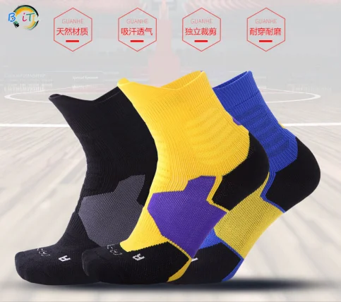 

2019 New design adult outdoor basketball socks anti-slip thickening sports crew socks, Custom color
