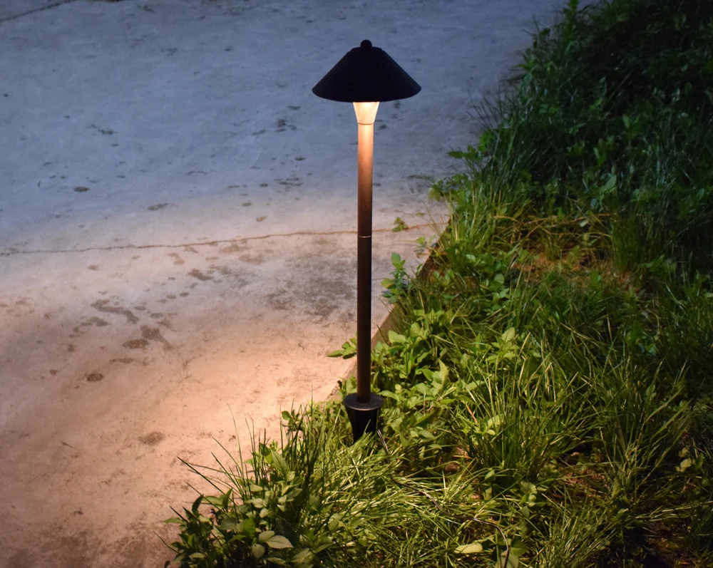 led landscape lighting.jpg