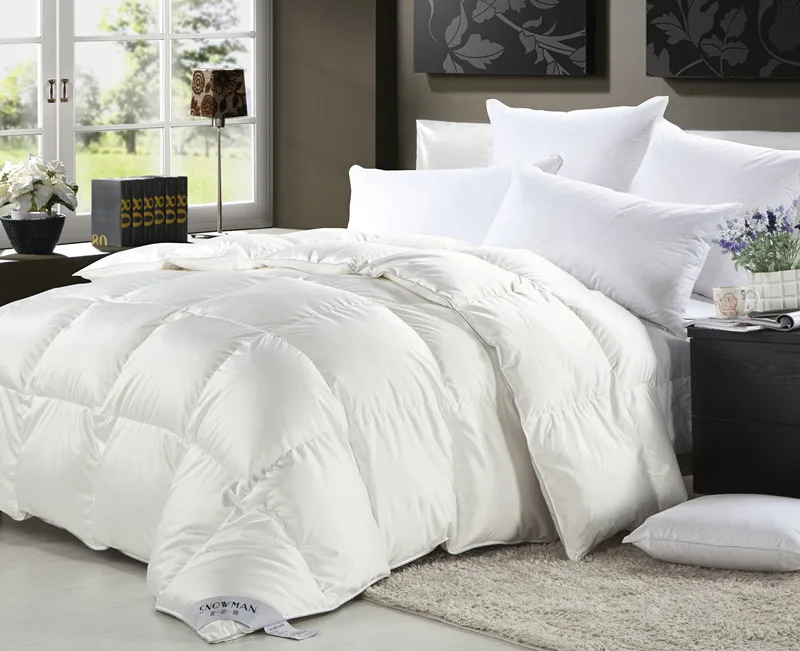 Custom High Quality Extra Warm White Home Hotel Use Soft Down Alternative Comforter Duck Down Comforter