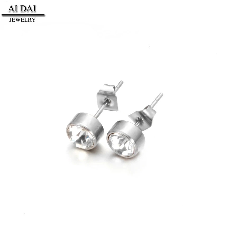 

Stainless steel white crystal silver color earring stud 6mm