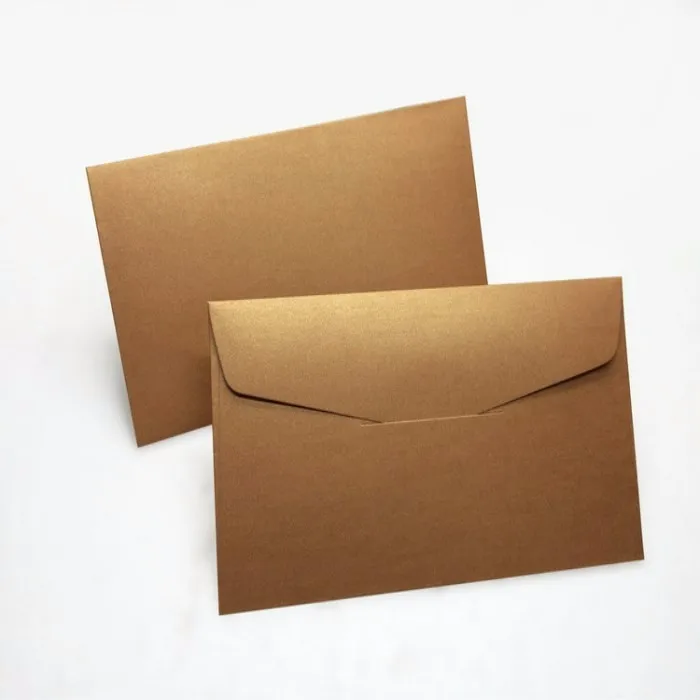 Бумага конверты купить. Бумажный конверт. Бумага для конвертов. Объемный конверт. Конверт из золотой бумаги.