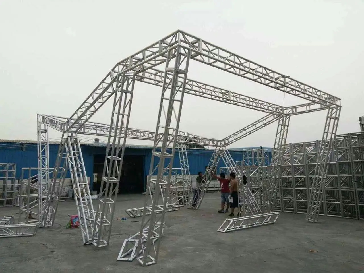 Aluminum Lighting Stage Truss System For Hanging Speakers Used Truss