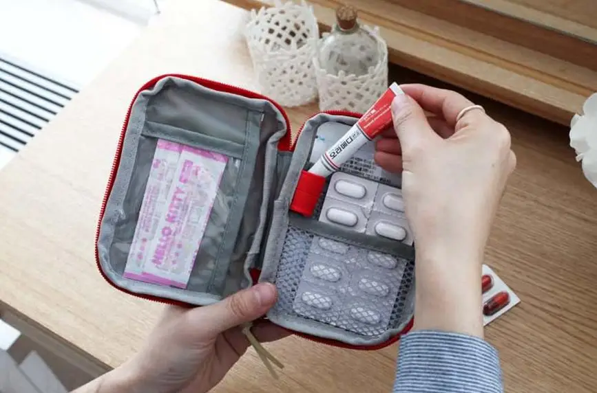 first aid bag  (5).jpg