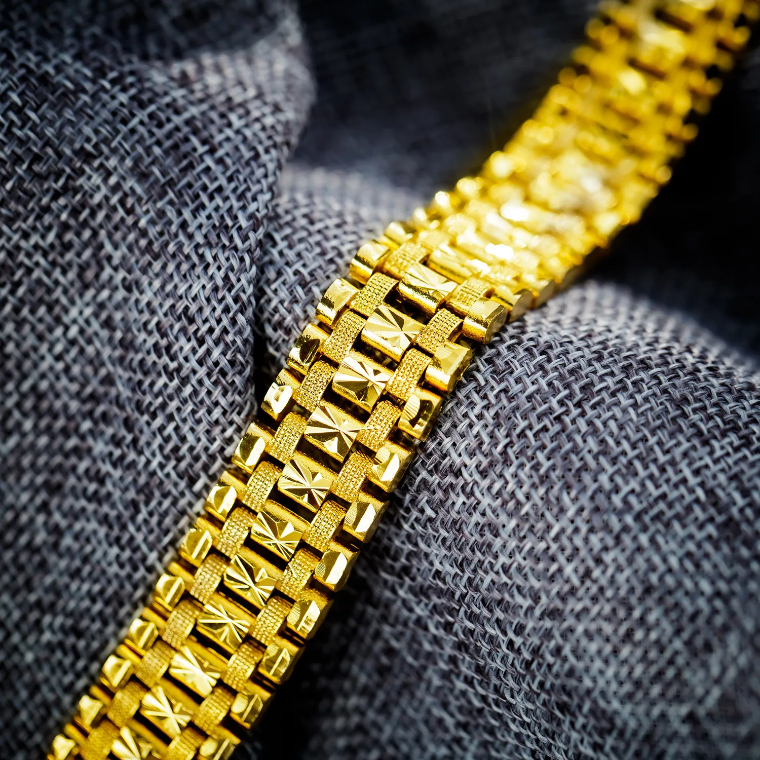 Gold bracelet jeans Clearance