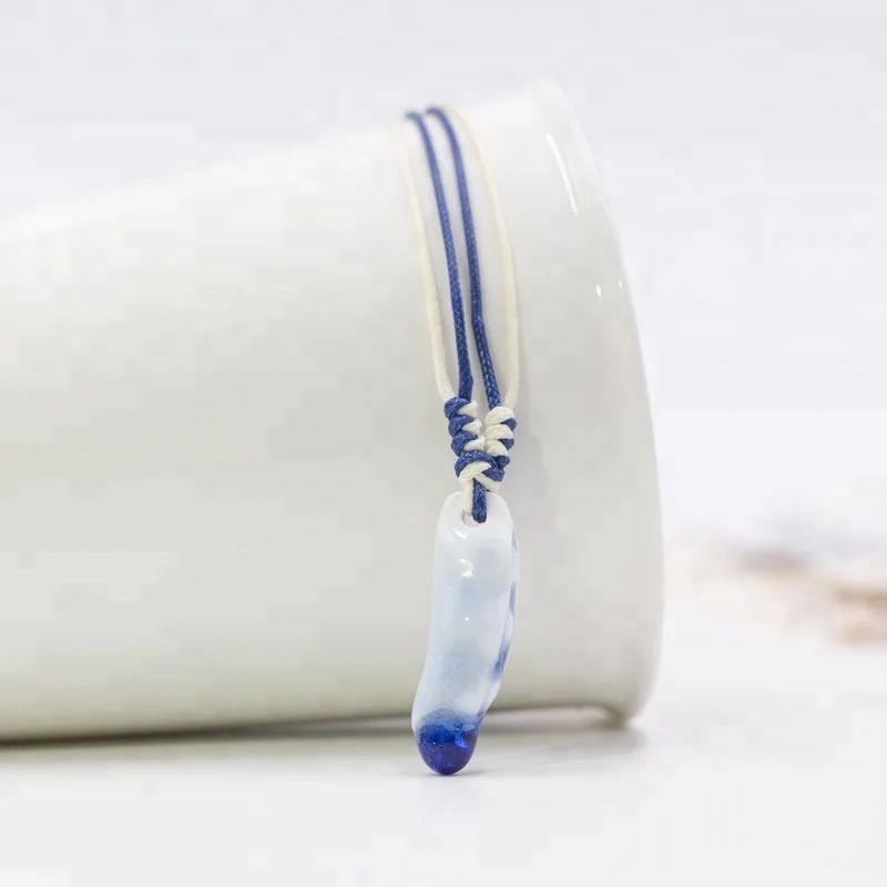 Pea Pods Pendant Necklace Natu