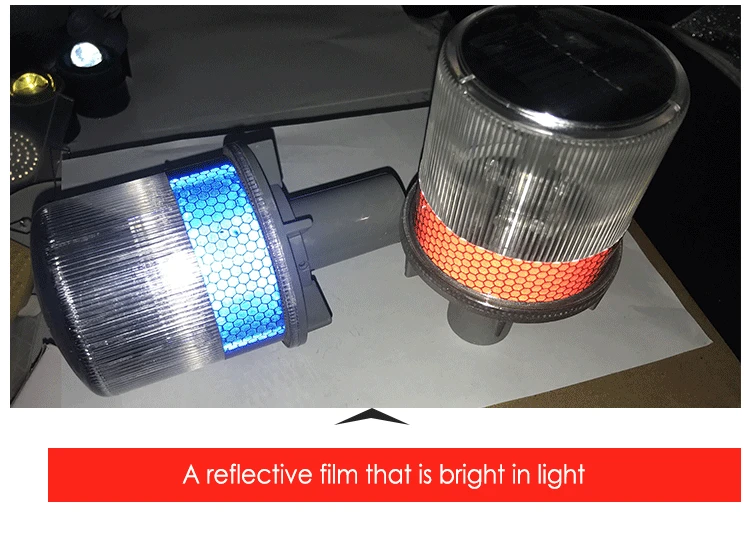
Factory price road safety portable solar LED warning cone light 
