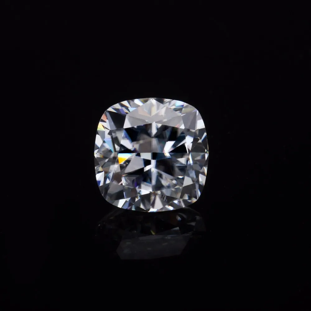 Loose Gemstone White Color Taper Bullet Cut Synthetic Moissanite For