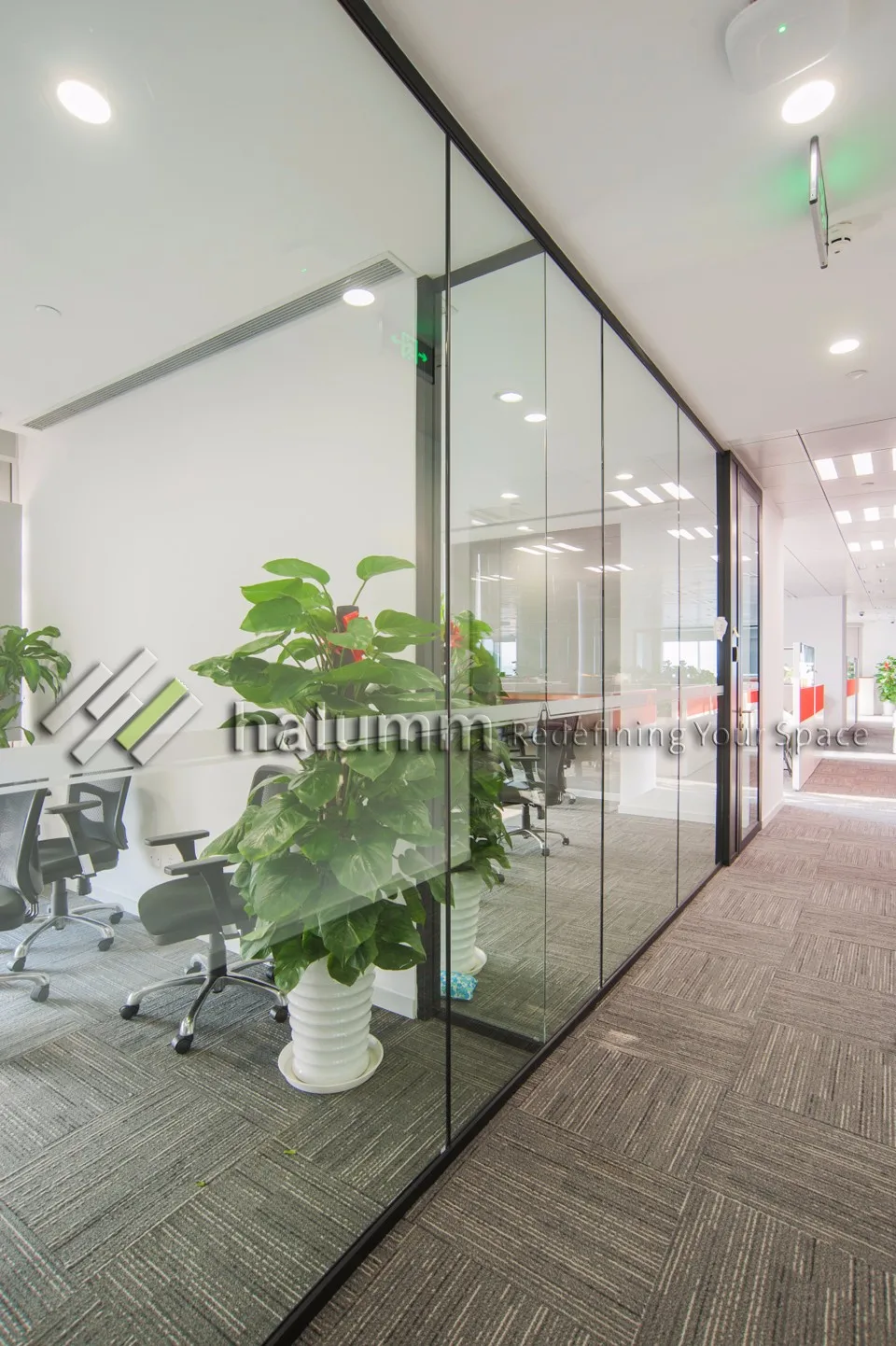 Halumm Modern Office Wall Full Height Glass Design High Partition