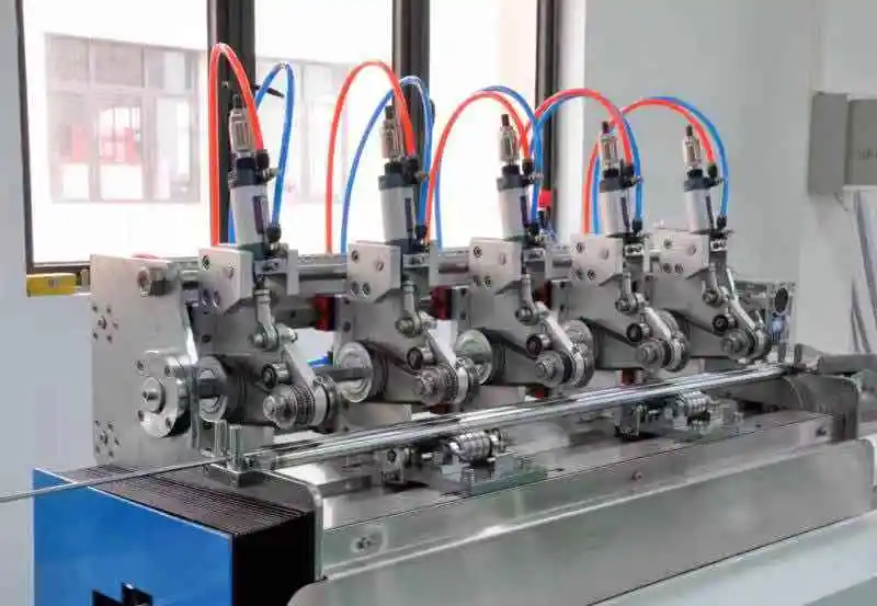 
China High Quality Multi-cutters Paper Straw Making Machine 