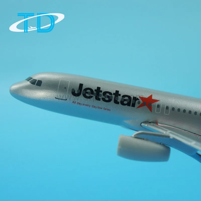 Jetstar A320(16cm).jpg