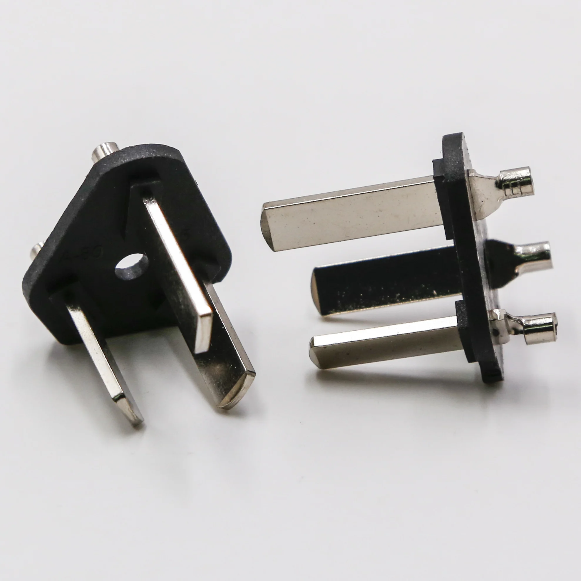 Usa Plug Insert 2 Pins With Rohs Black Colour Nema Buy Solid