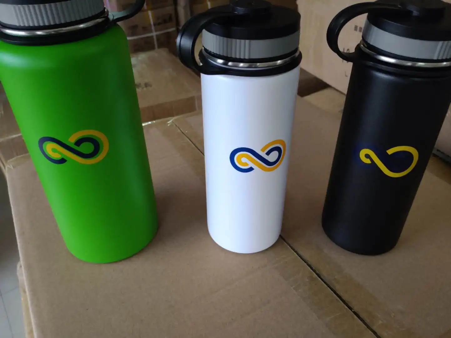 Metal Material And Ecofriendly Feature Recycle Aluminum Water Bottle
