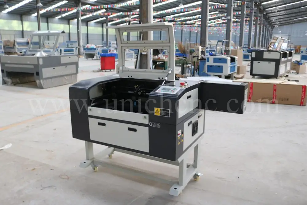 economic price 6040 60W CO2 non metal material laser engraving machine/co2 laser tube