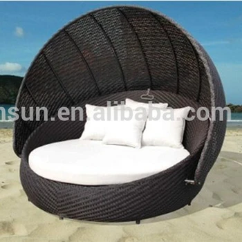 Woven Cane Beach Bed With Cushions And Pillows Buy Evensun