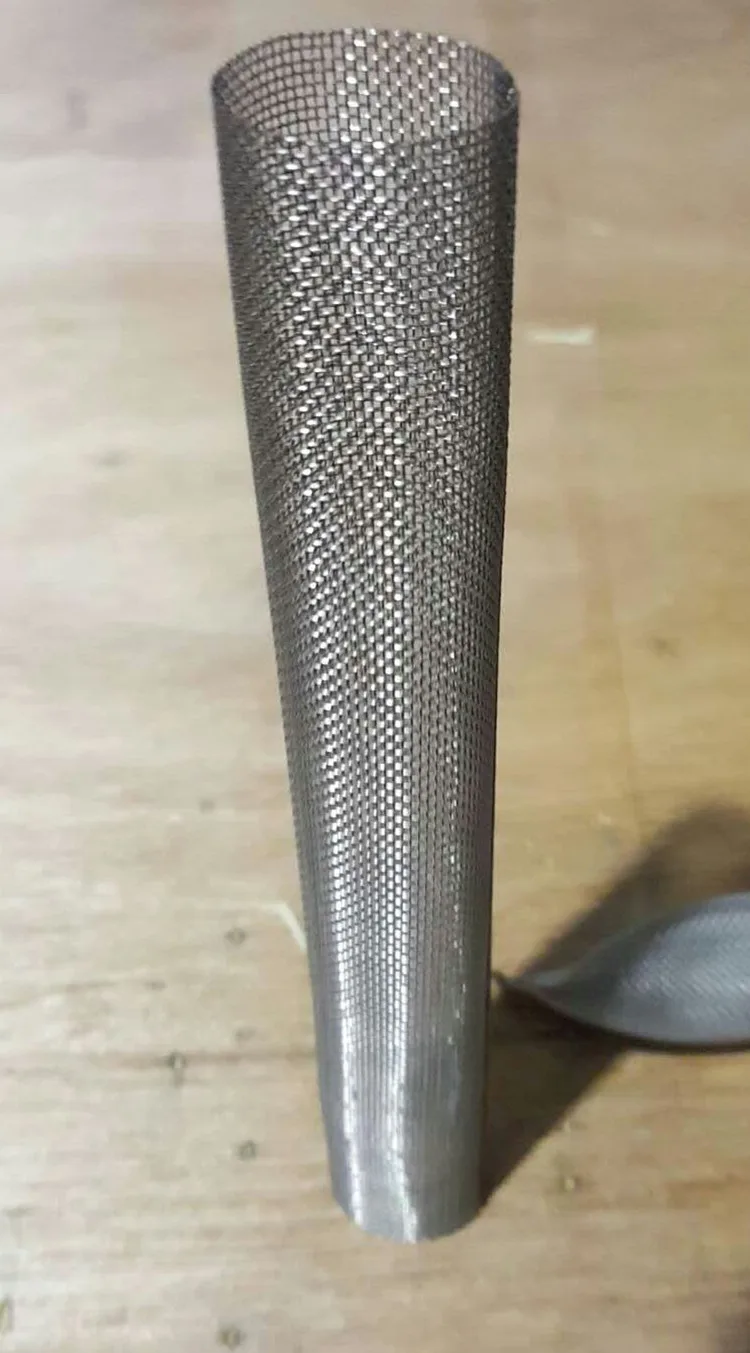 Factory Stainless Steel Mesh Screen Filter Perforated Pipe/tube For