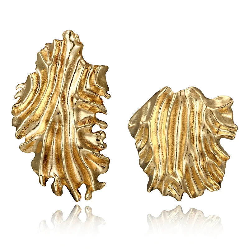 

2019 Brand New Trendy 18K Gold Plated Gold Tone Alloy Earring Statement Asymmetrical Irregular Alloy Stud Earring