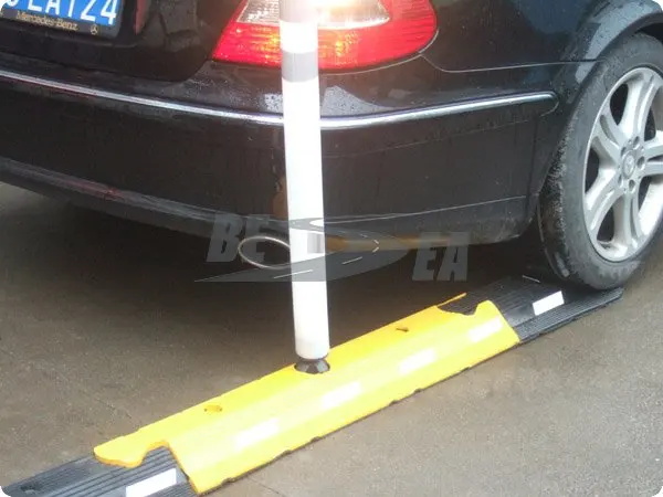 traffic-lane-separator-system3.jpg