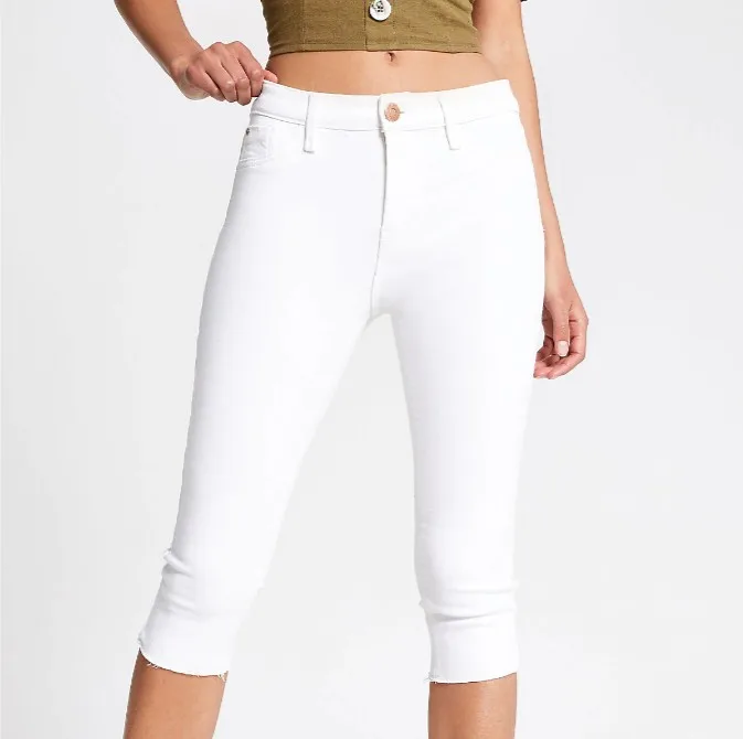 three quarter length jeans pictures 
