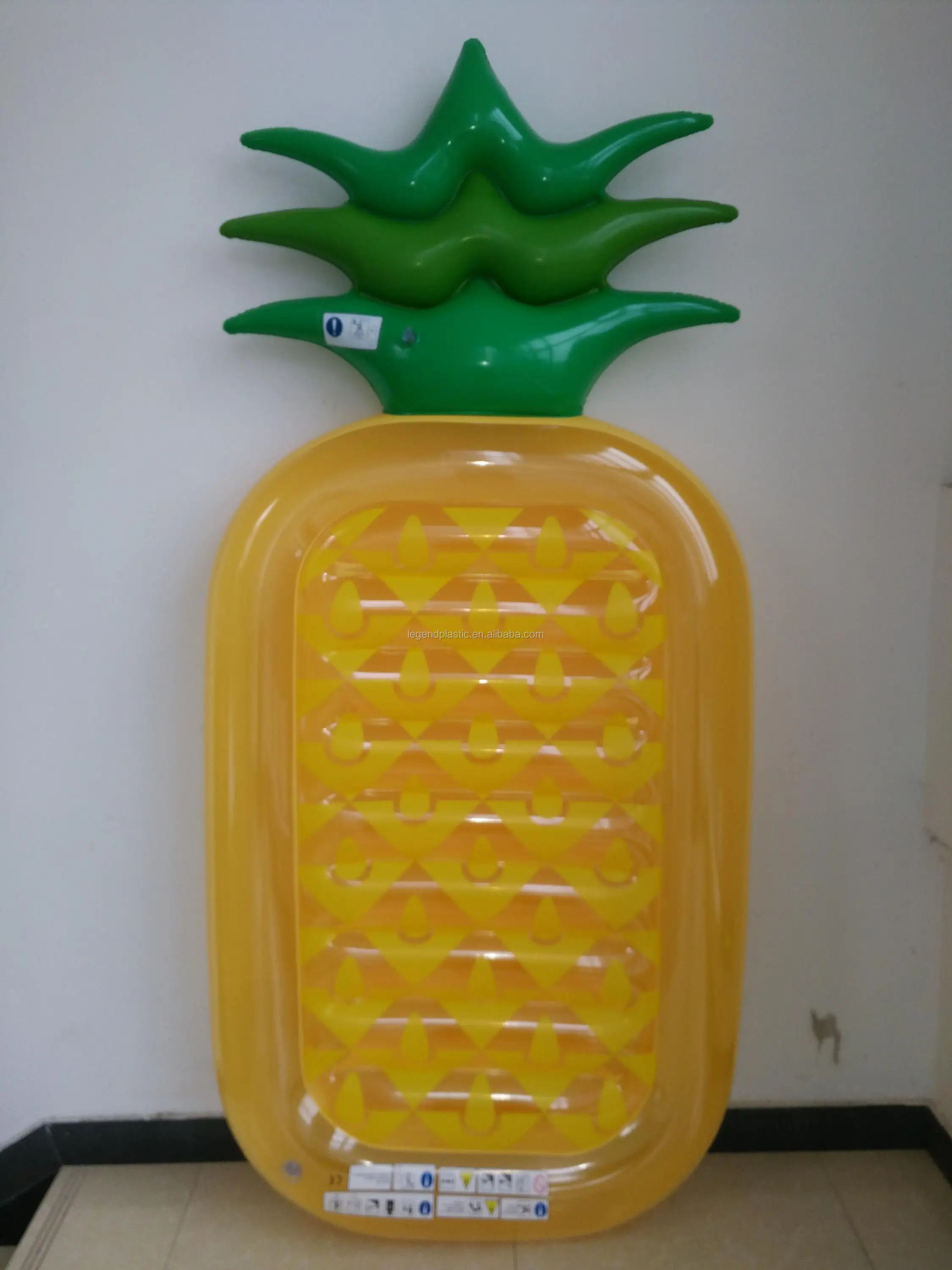 giant pineapple float