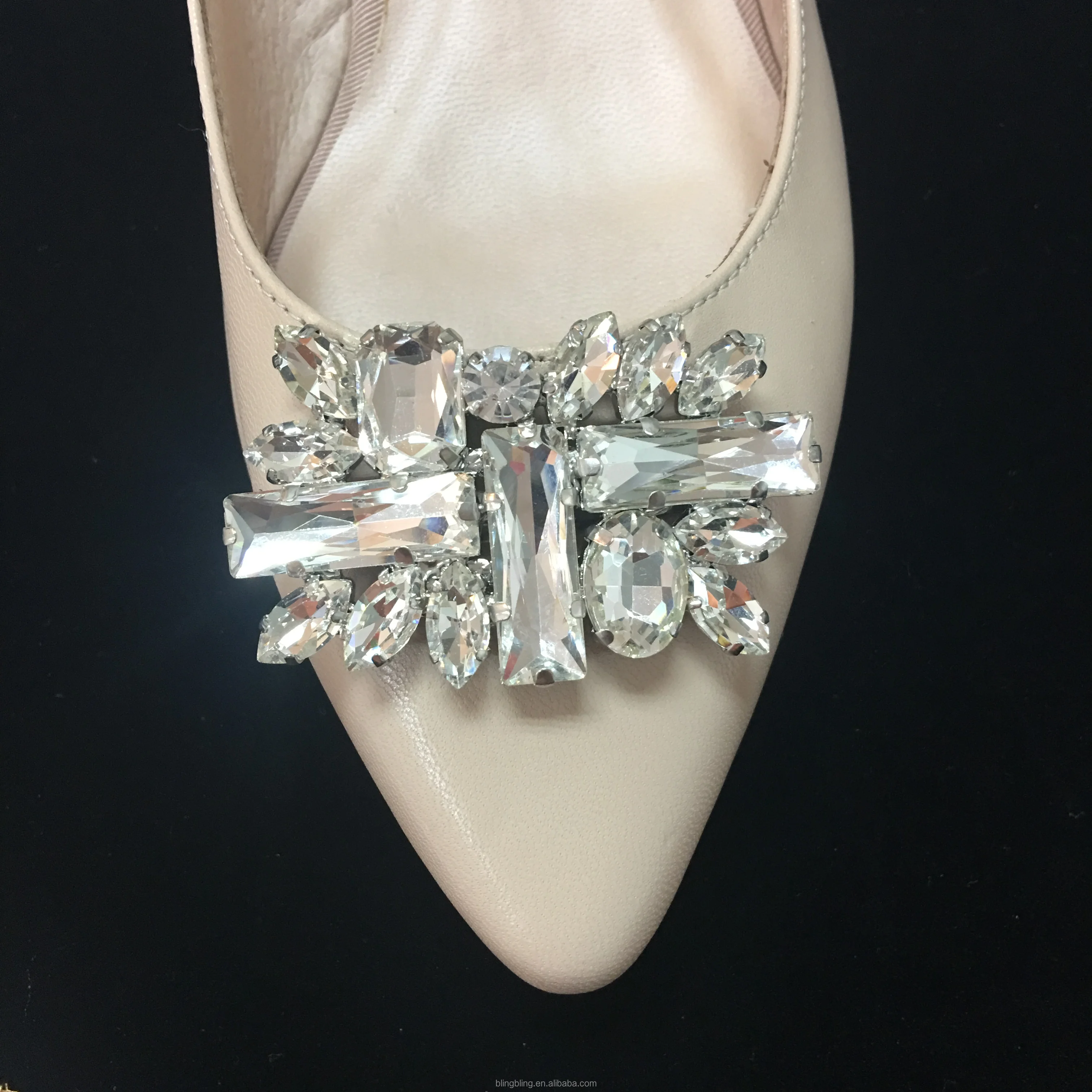 新款时尚女装水钻鞋珠宝饰品水晶婚鞋饰品 Buy 女鞋饰品 女鞋饰品 鞋饰品product On Alibaba Com