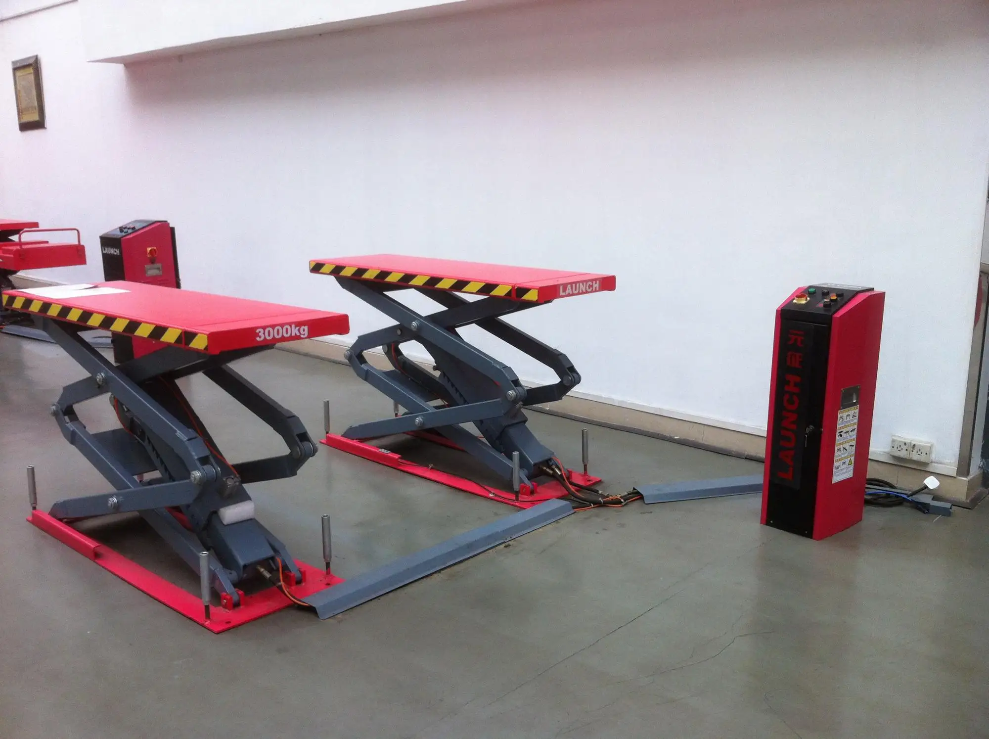 Launch Tlt632af Ultrathin Portable Hydraulic Scissor Car Lifts Buy