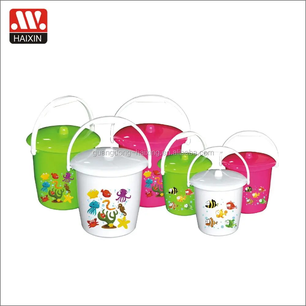 childrens plastic buckets