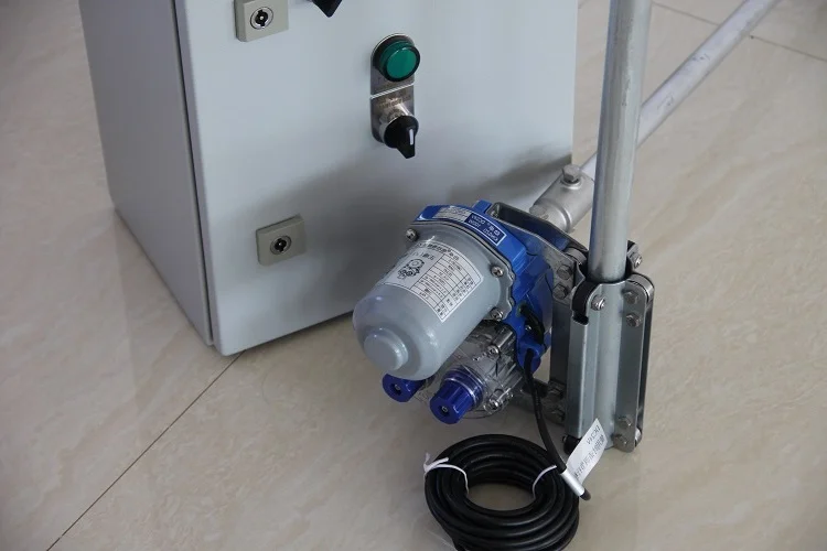 electric-roller motor.JPG