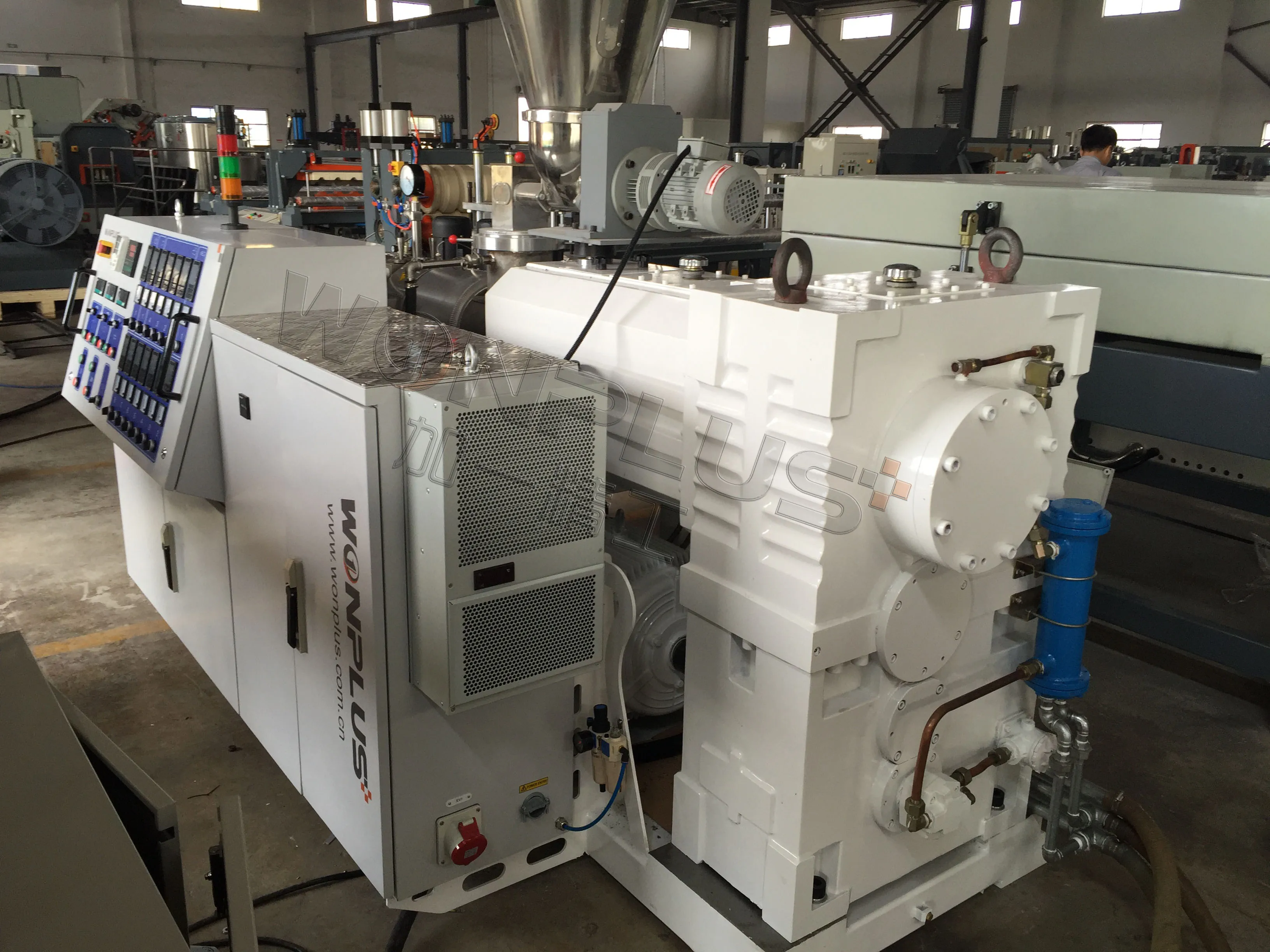 
SJZ-65/132 Conical Twin Screw Extruder 