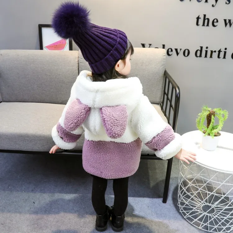 9436959583_1390770995