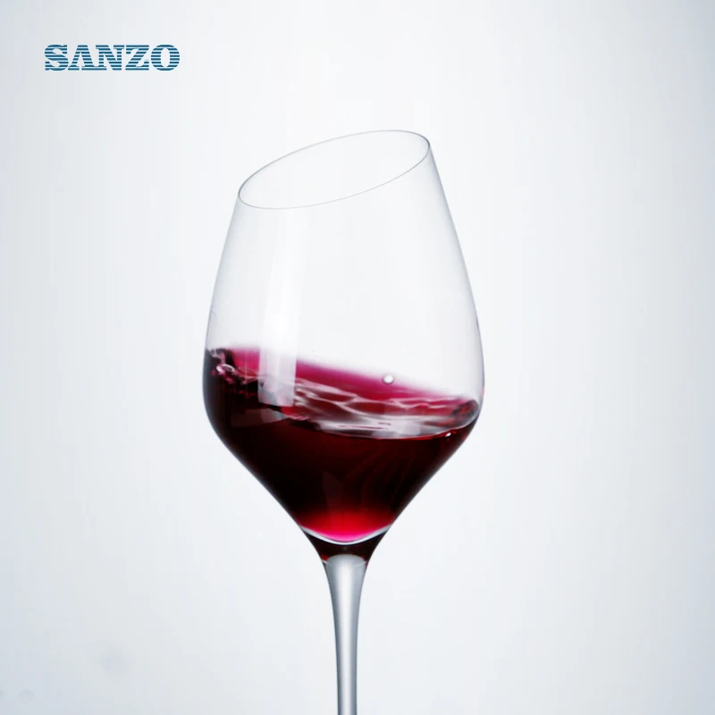 https://sc02.alicdn.com/kf/HTB1WCXvbpTM8KJjSZFlq6yO8FXas/560ml-transparent-slanted-unbreakable-crystal-red-wine.jpg