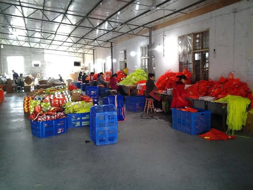 Net Type Black Safety Vest With Pockets & Zipper/ Fabric Type