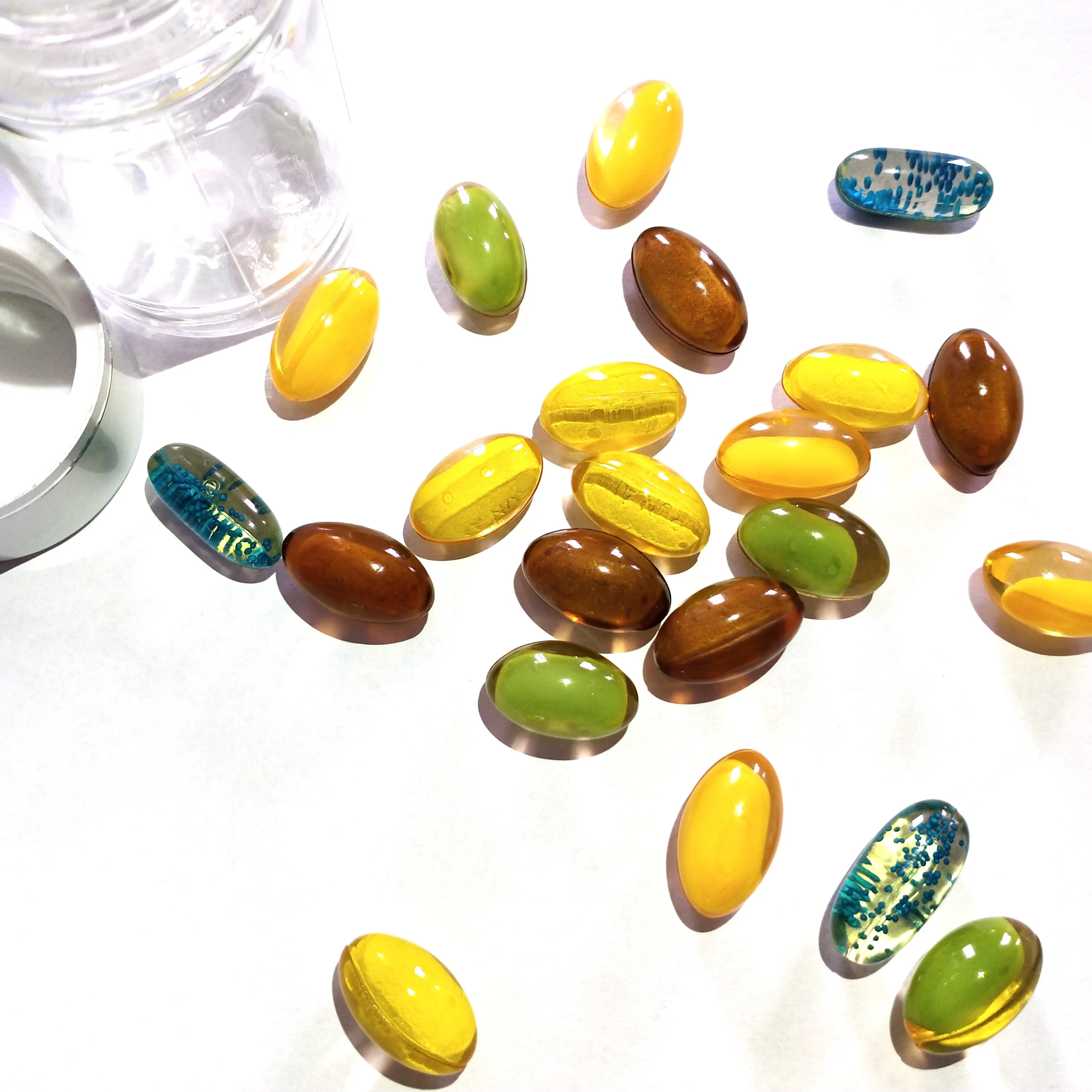 
Capsule in Capsules to avoid intestinal and gastritis membrane irritation and Supplementing All Kinds of Essential Nutrients 