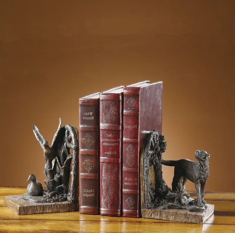 Wholesale Unique Rustic Resin Pinecone Bookends Decorative Buy