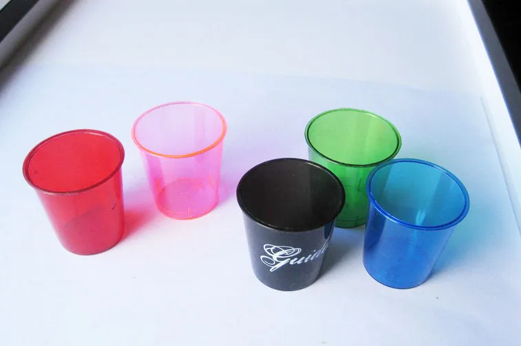 Einweg Kunststoff Schnapsglas Mini Kunststoff Schuss Tasse Kleine Plastikbecher Buy Kleine Plastikbecher Einweg Kleine Kunststoff Schuss Glas Und Tassen Einweg Kleine Kunststoff Schuss Glas Und Plastikbecher Product On Alibaba Com