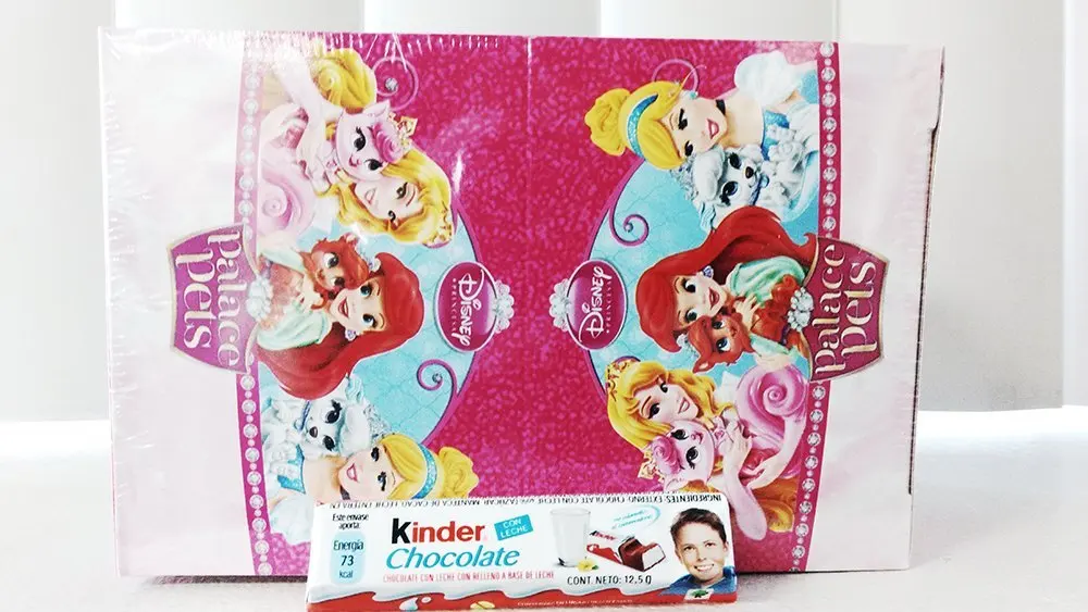 NEW BOX OF 6 CHOCOLATE EGGS SURPRISE TOY DISNEY PALACE PETS FREE KINDER BAR